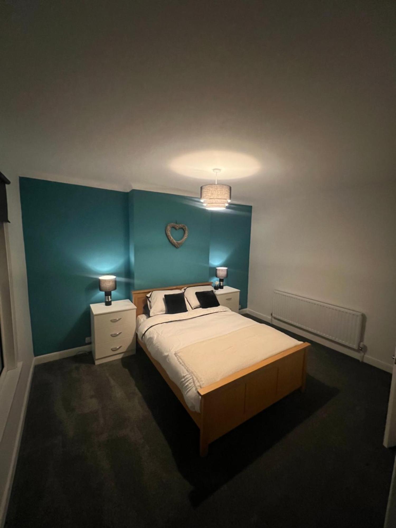 Cosy Home Perfect For Families And Contractors With Free Parking Darlington  Dış mekan fotoğraf