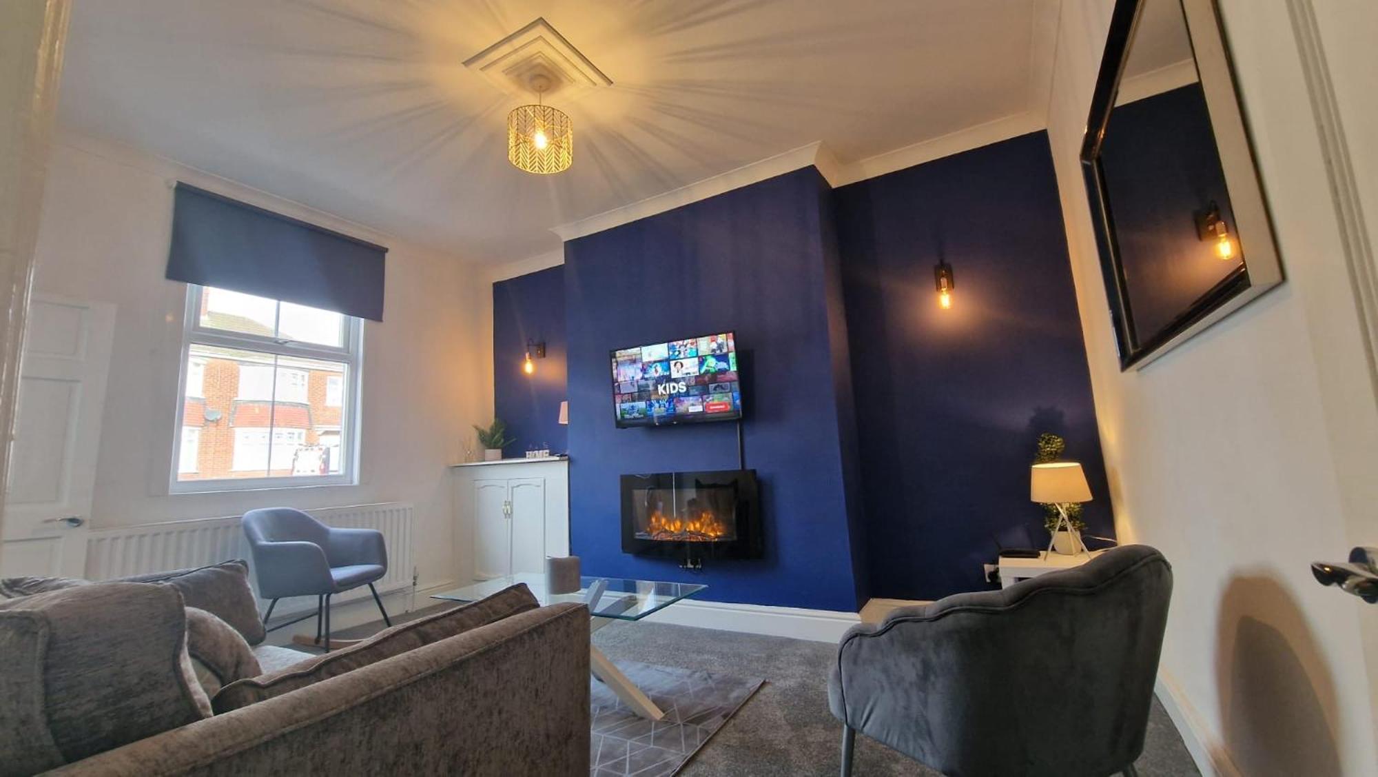 Cosy Home Perfect For Families And Contractors With Free Parking Darlington  Dış mekan fotoğraf